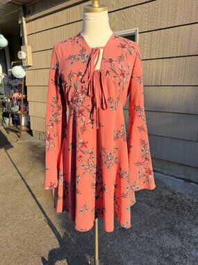 Endless Rose Dress M Pink Floral Bell Sleeve Keyhole Boho Cottagecore Flare Mini